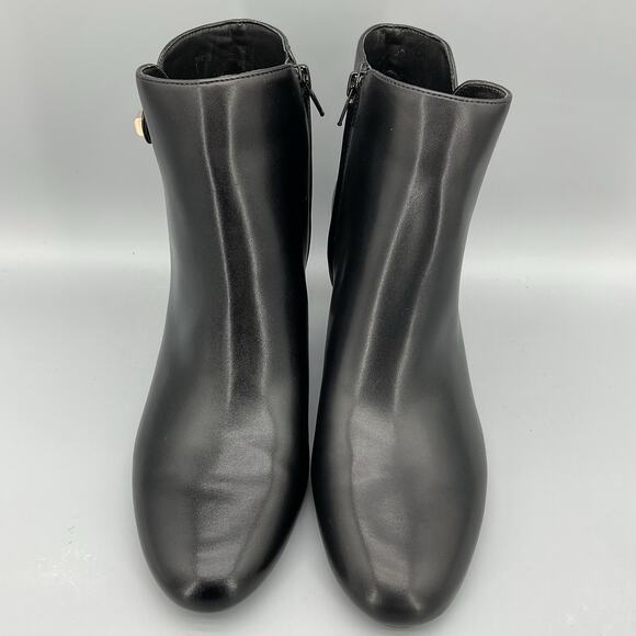NEW Alfani Women’s PAAM Faux Leather Sleek Booties Black Size 9.5M - Picture 3 of 10